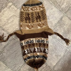 Alpaca wool blend reversible winter hat